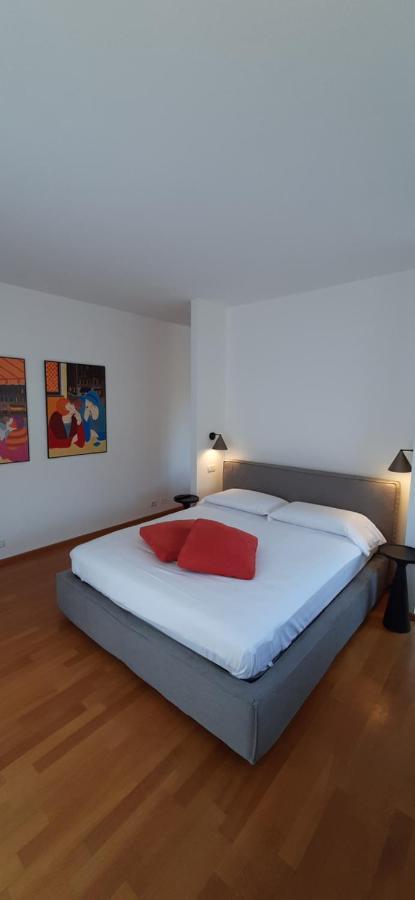 IseoLakeRental - Vacanza Romantica Riva di Solto Esterno foto