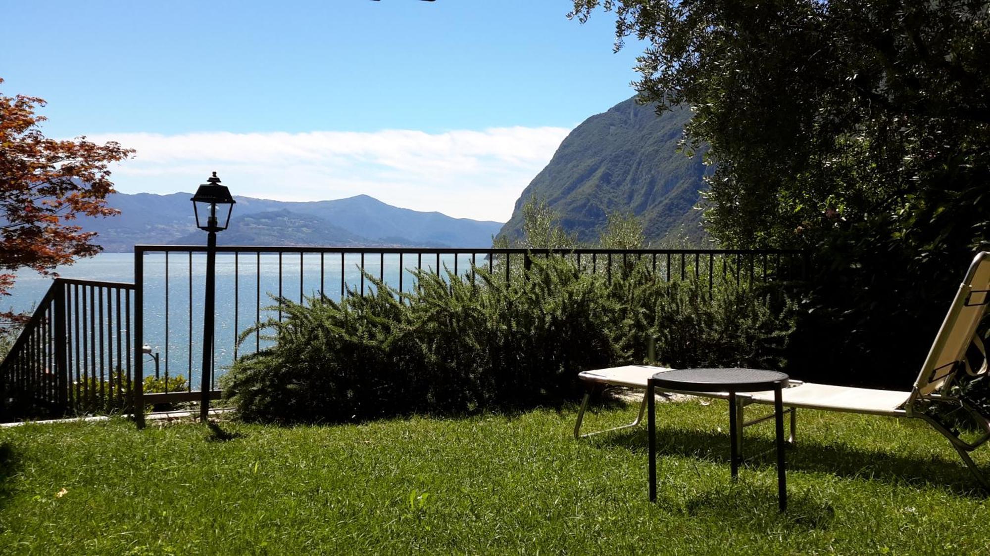 IseoLakeRental - Vacanza Romantica Riva di Solto Esterno foto
