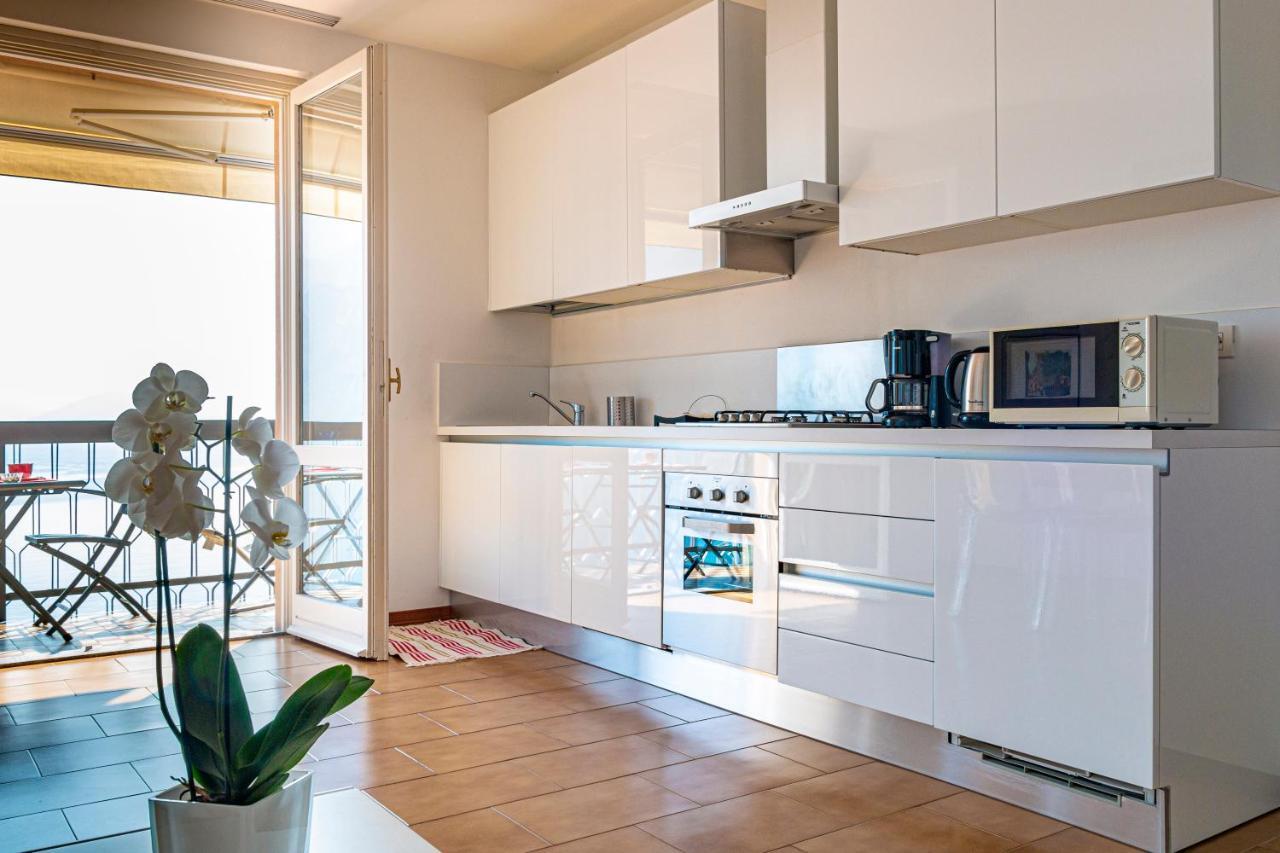 IseoLakeRental - Vacanza Romantica Riva di Solto Esterno foto